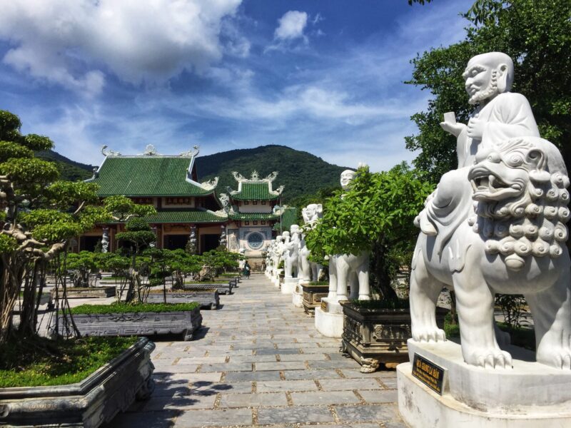 Visit Lady Buddha in Da Nang