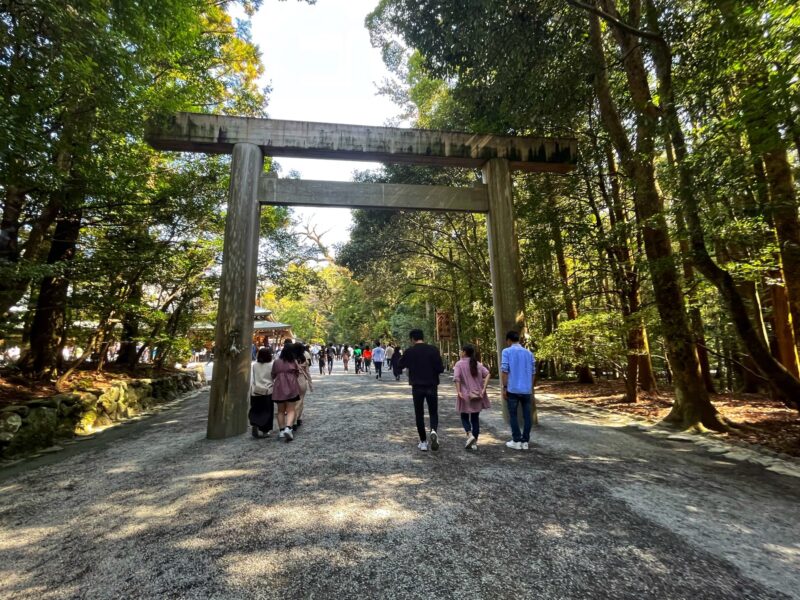 Walk to Naiku Inner Shrine