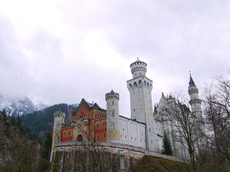 Walking to Neuschwanstein Entrance