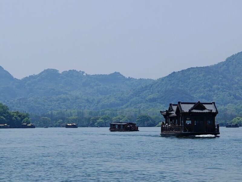 West Lake Pleasure Boat