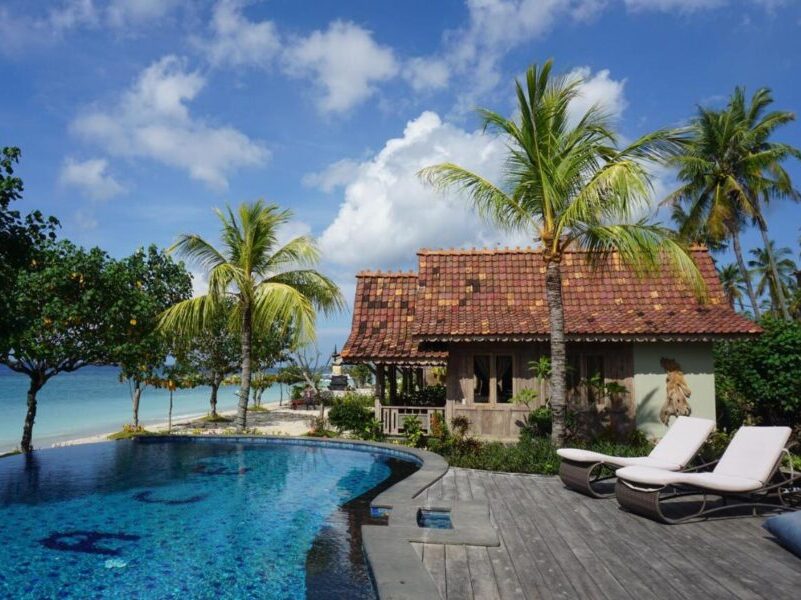 Where To Stay in Nusa Penida - Blue Harbor Beachfront Villas
