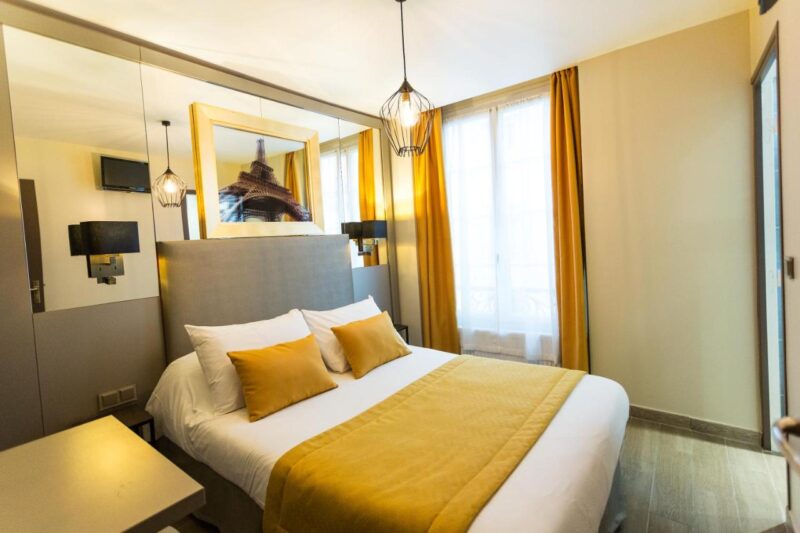 Where to stay in Paris on a budget - Pratic Hotel
